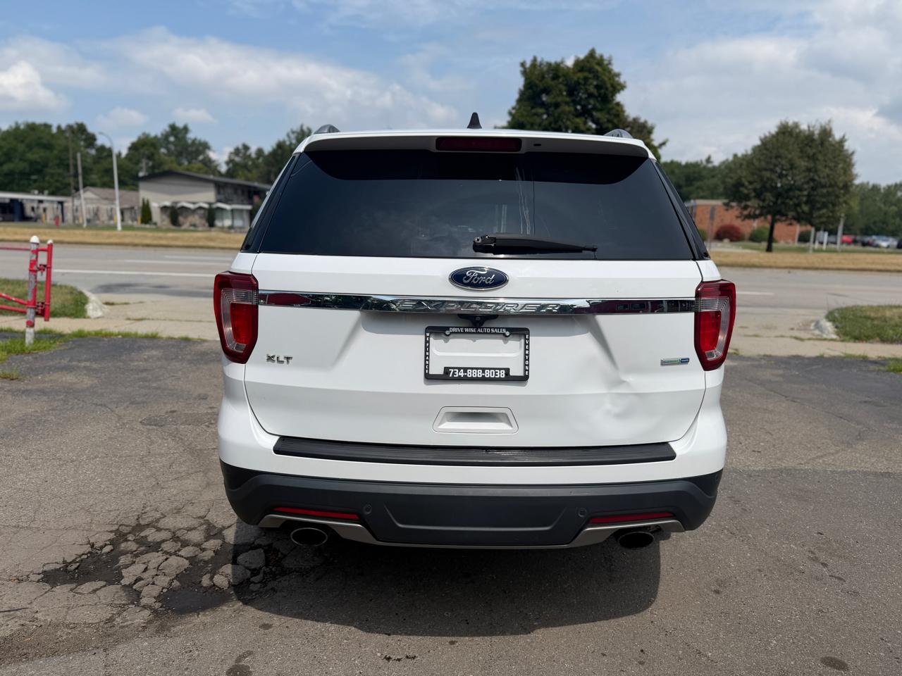 Ford Explorer XLT 4WD 2018