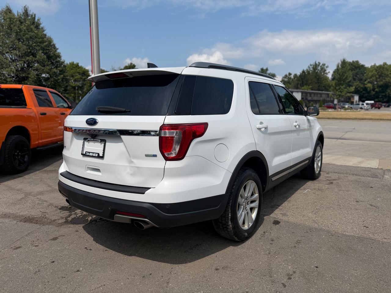 Ford Explorer XLT 4WD 2018