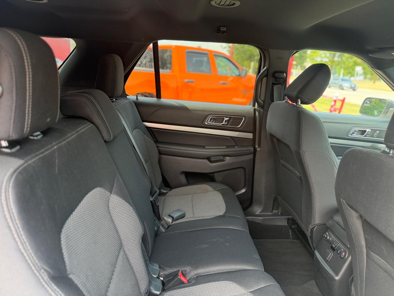 Ford Explorer XLT 4WD 2018