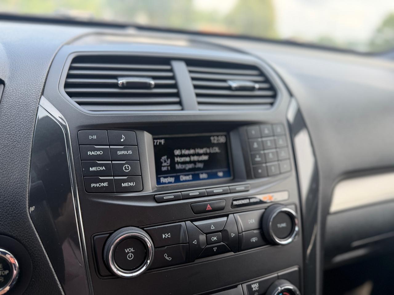 Ford Explorer XLT 4WD 2018
