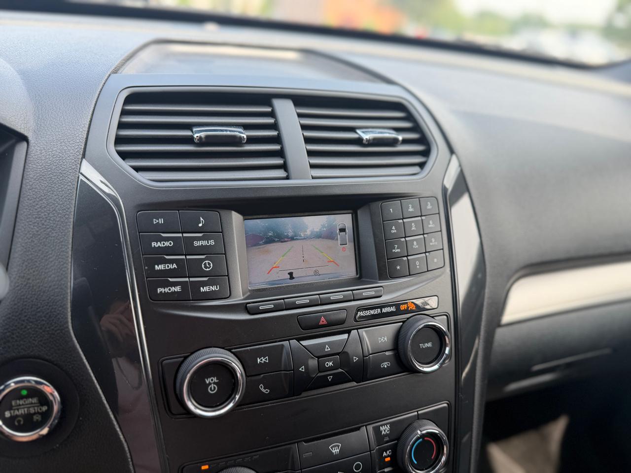 Ford Explorer XLT 4WD 2018