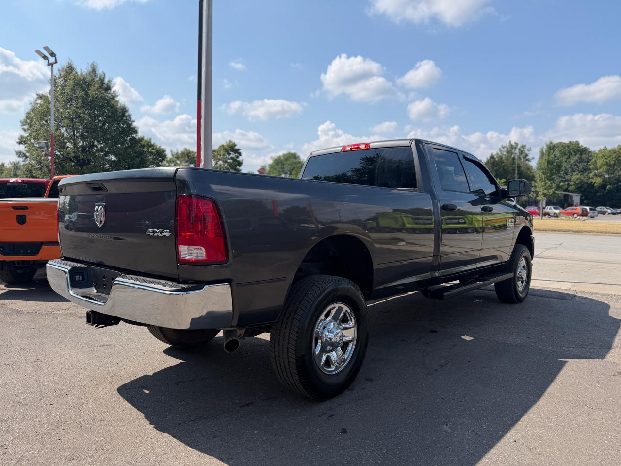 RAM 2500 Tradesman Crew Cab LWB 4WD 2018