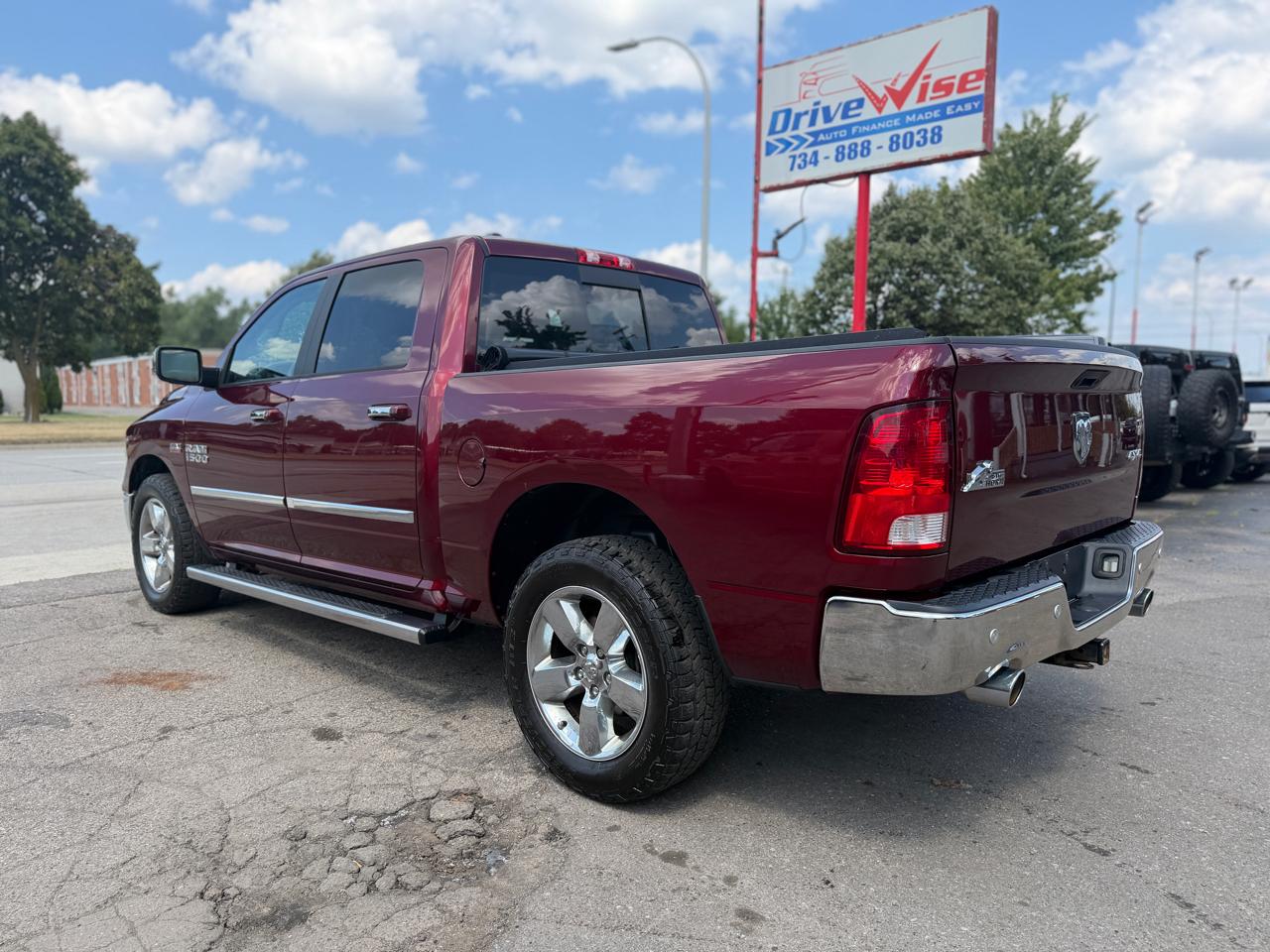 RAM 1500 Big Horn Crew Cab 4WD 2017