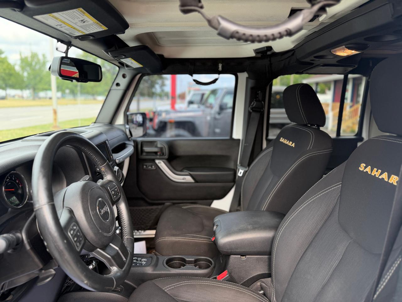 Jeep Wrangler Unlimited Sahara 4WD 2015
