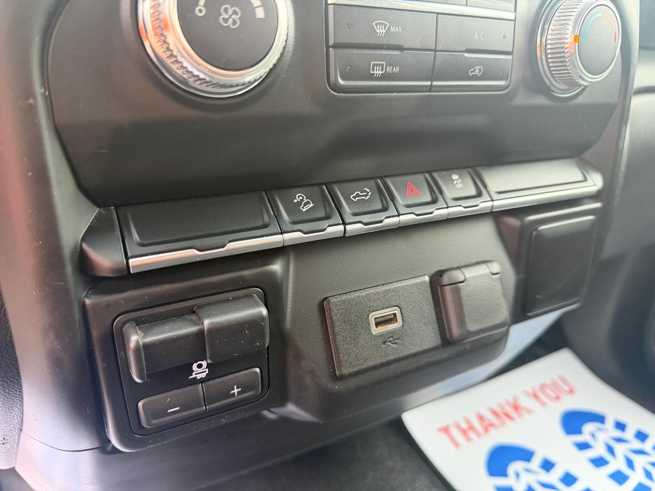 GMC Sierra 1500 Base Crew Cab 4WD 2019