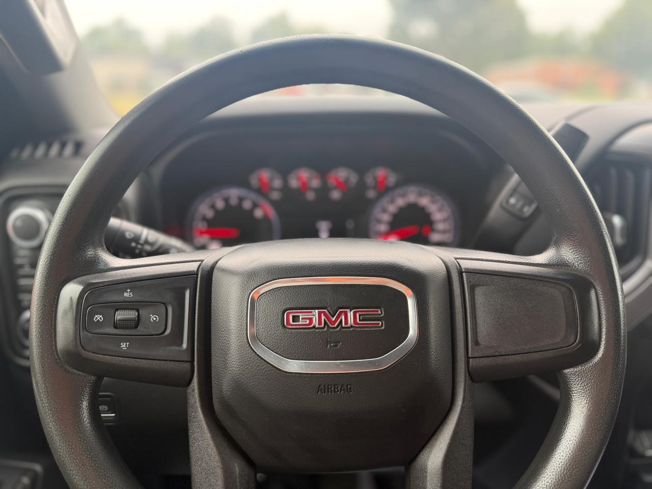 GMC Sierra 1500 Base Crew Cab 4WD 2019
