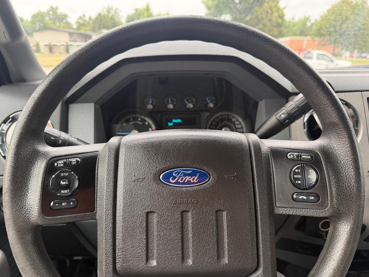 Ford F-250 SD XLT SuperCab Long Bed 4WD 2014