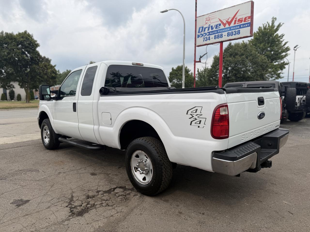 Ford F-250 SD XLT SuperCab Long Bed 4WD 2014