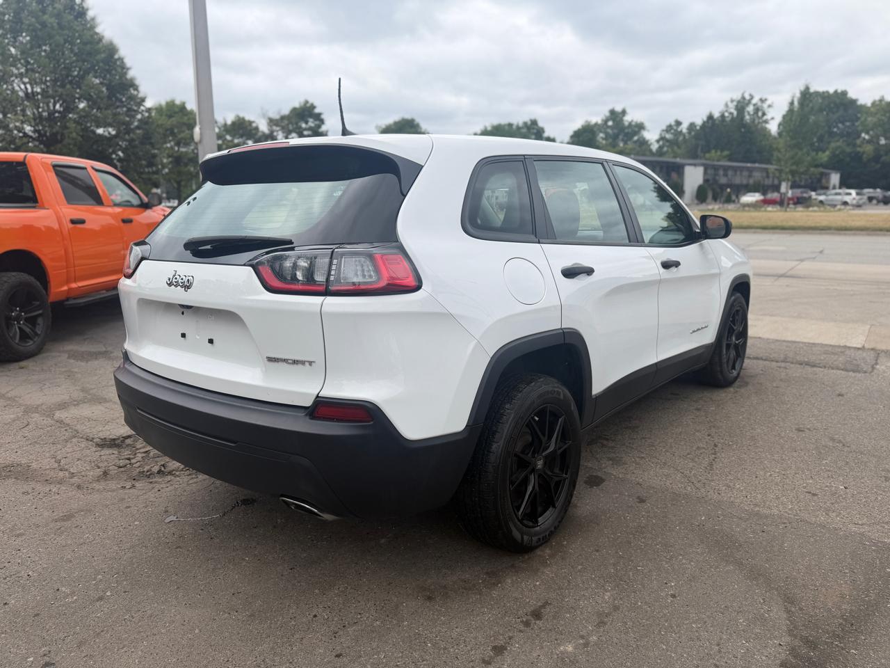 Jeep Cherokee Sport FWD 2019