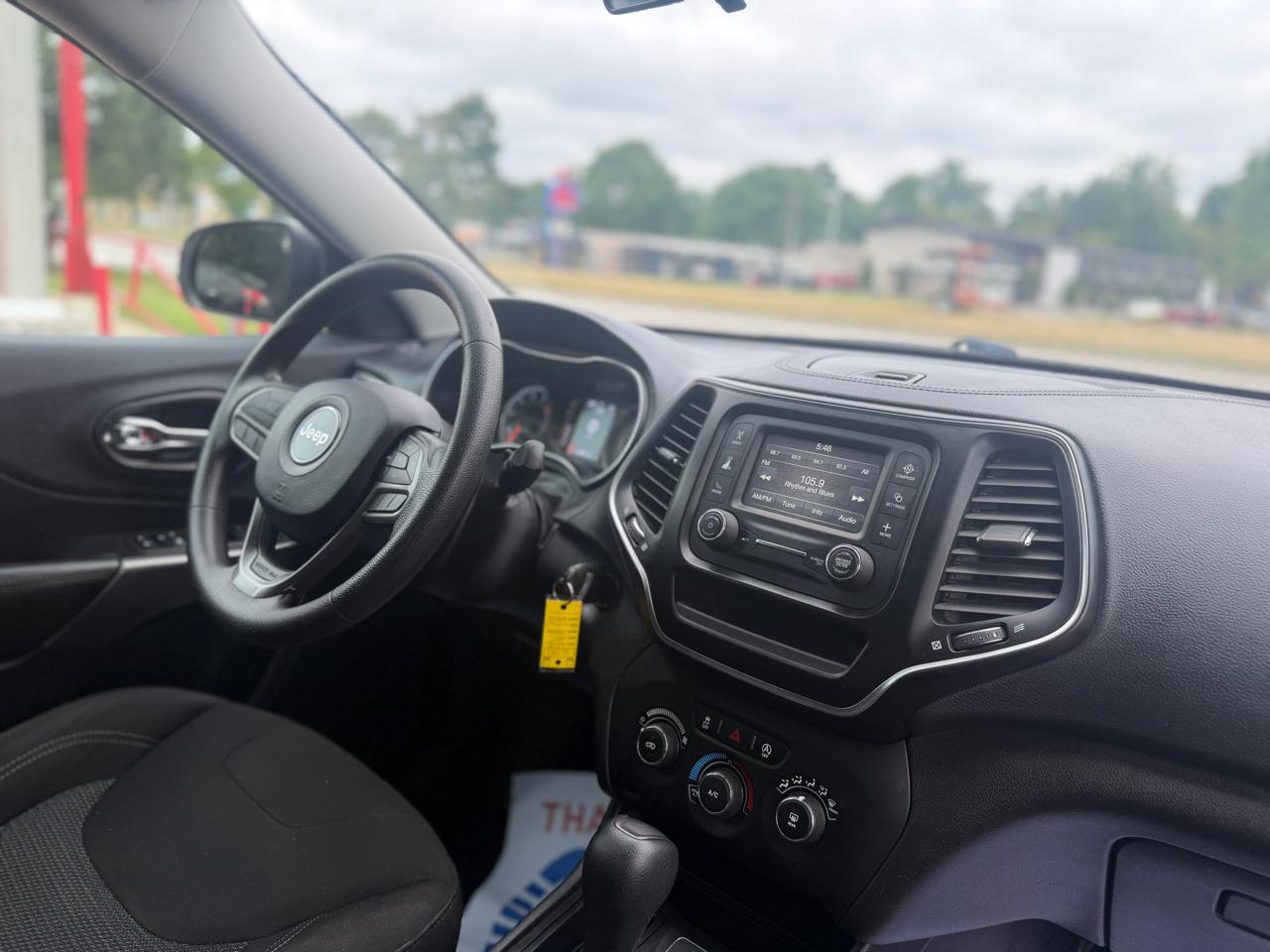 Jeep Cherokee Sport FWD 2019