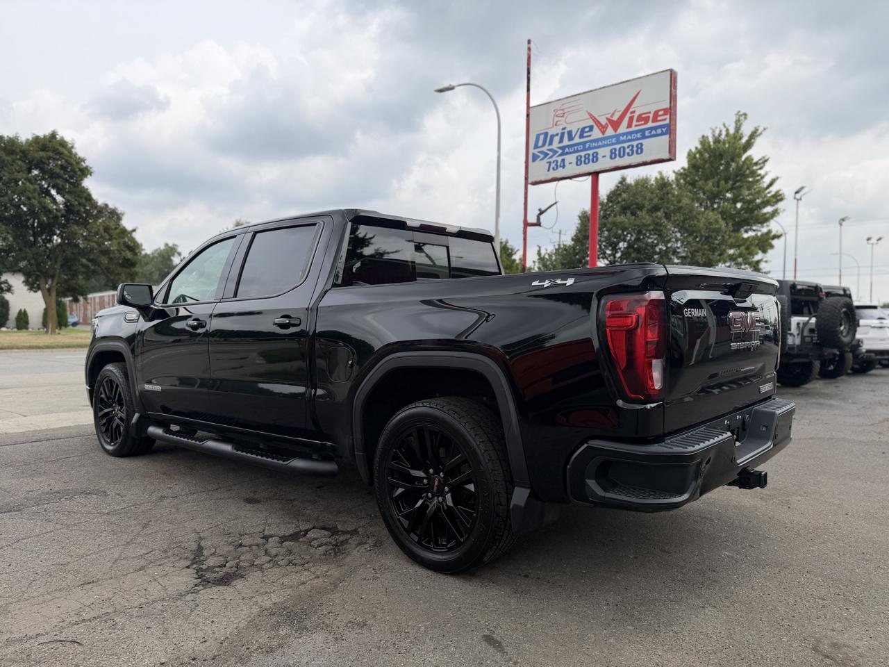 GMC Sierra 1500 Elevation Crew Cab 4WD 2020
