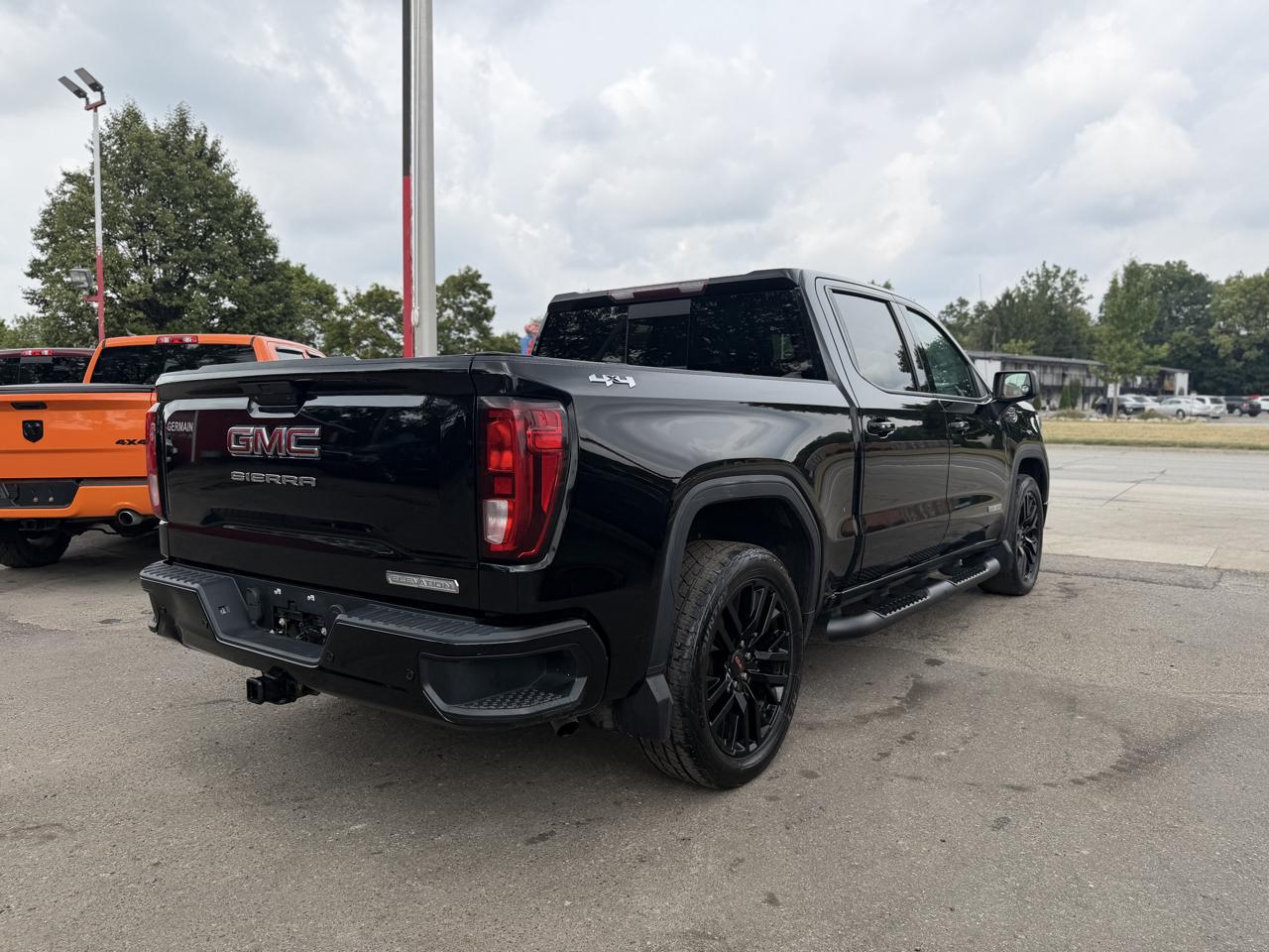 GMC Sierra 1500 Elevation Crew Cab 4WD 2020