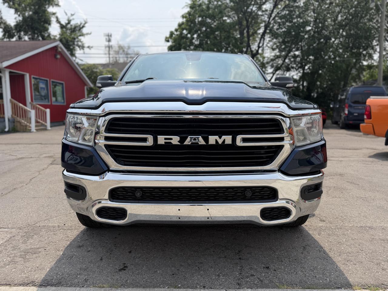 RAM 1500 Big Horn Crew Cab 4WD 2020