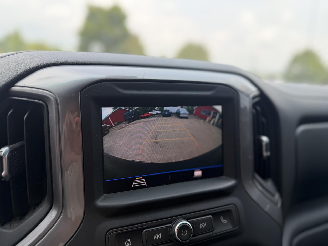 Chevrolet Silverado 1500 Custom Crew Cab 4WD 2021