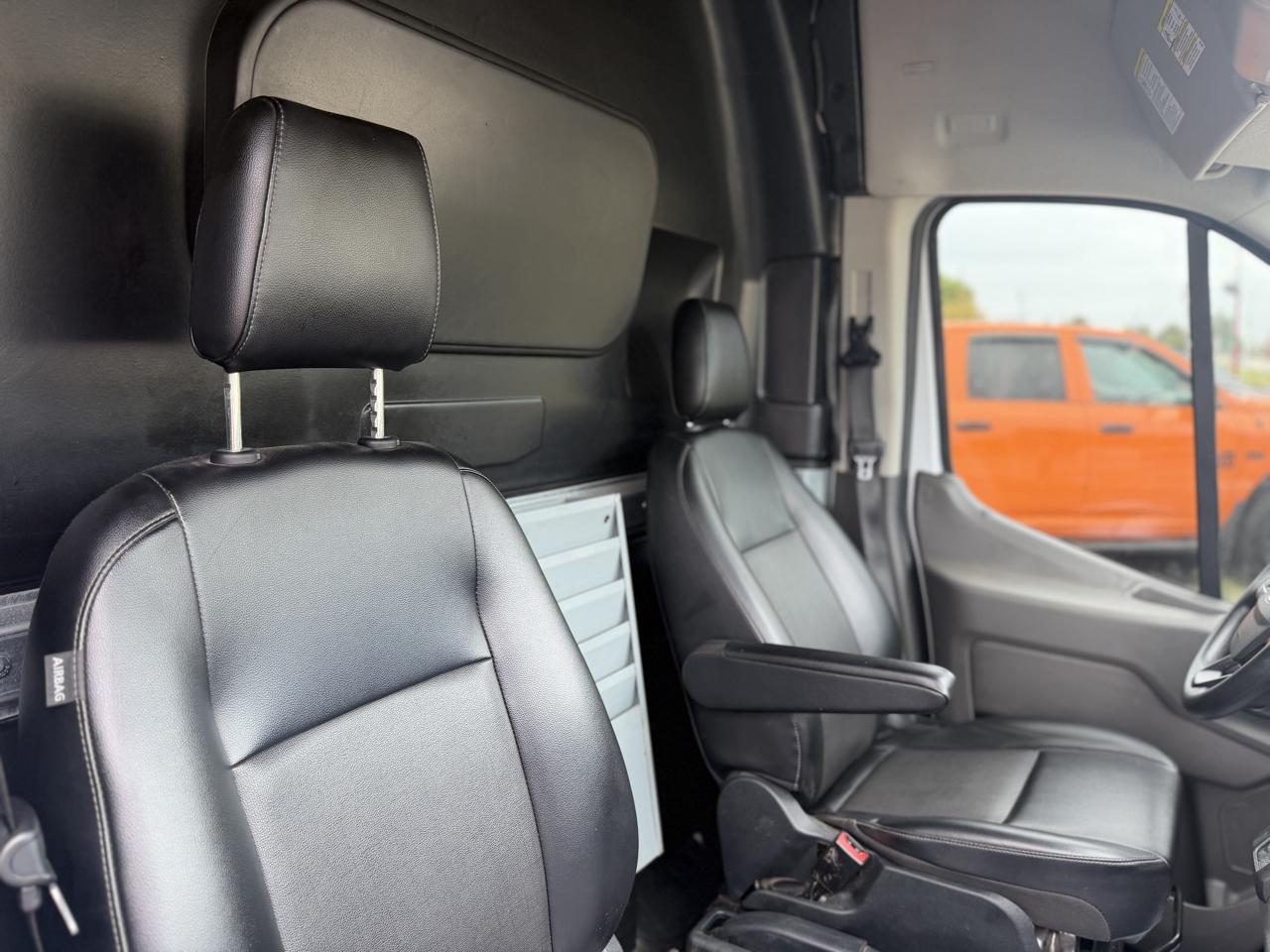 Ford Transit 350 Van HD High Roof 10360lb GVWR Pass. Slide EL 2021