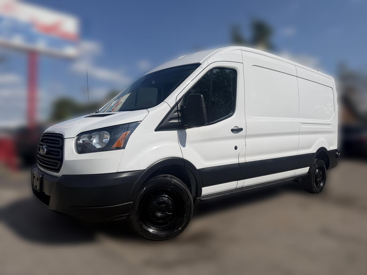Ford Transit 250 Van Med. Roof w/Sliding Pass. 148-in. WB 2019
