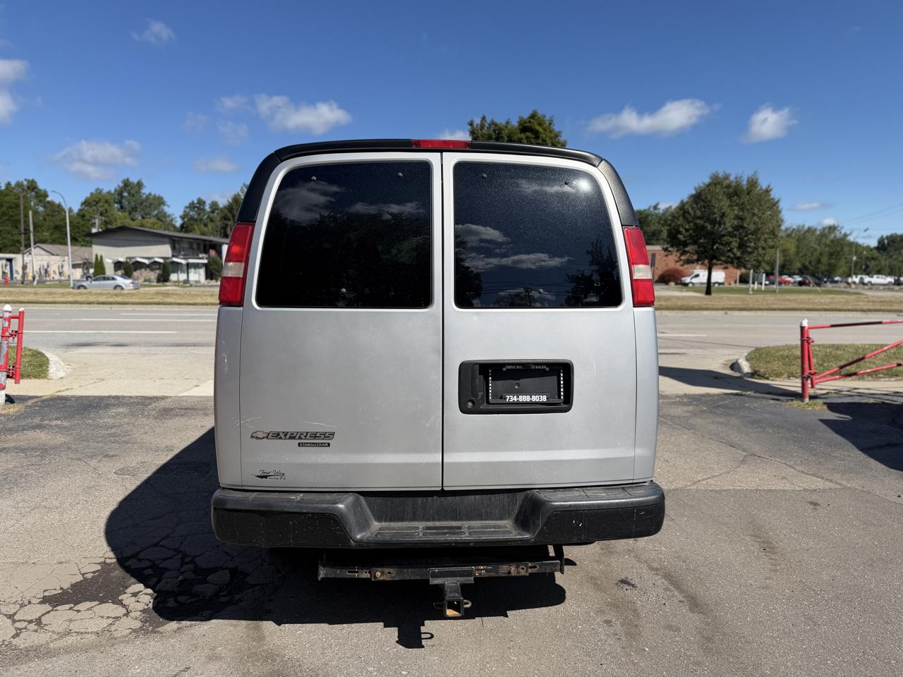 Chevrolet Express LS 2500 2016