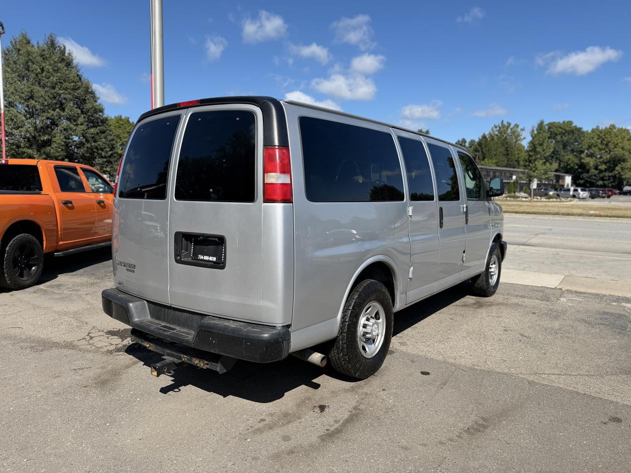 Chevrolet Express LS 2500 2016