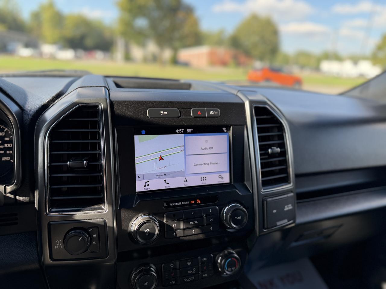 Ford F-150 XLT SuperCrew 5.5-ft. Bed 4WD 2019