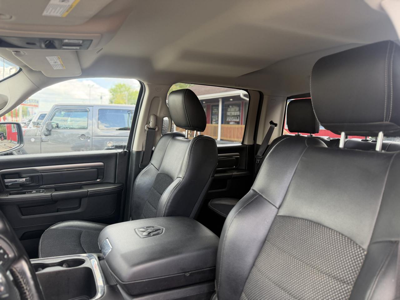 RAM 1500 Sport Crew Cab 4WD 2018