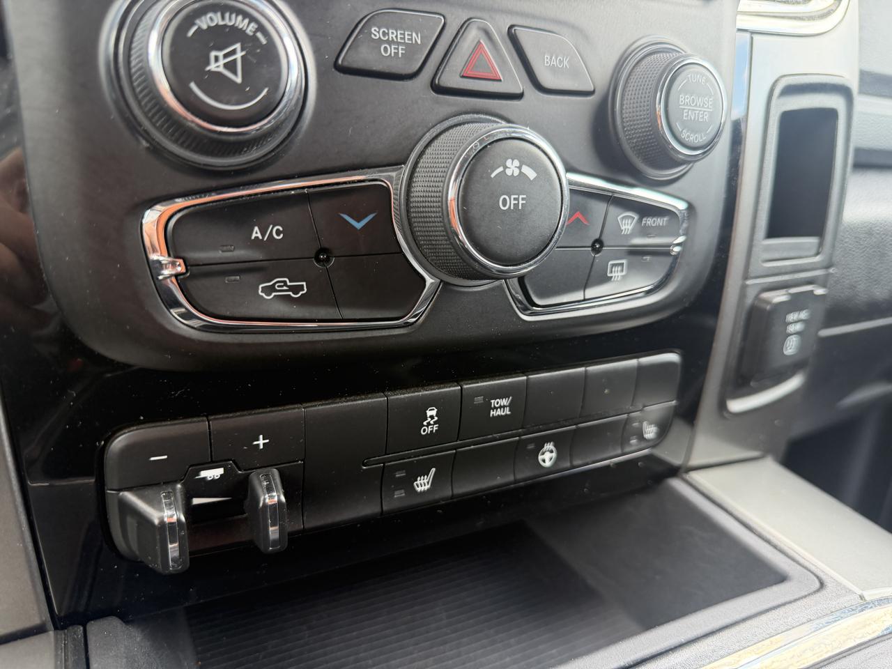 RAM 1500 Sport Crew Cab 4WD 2018