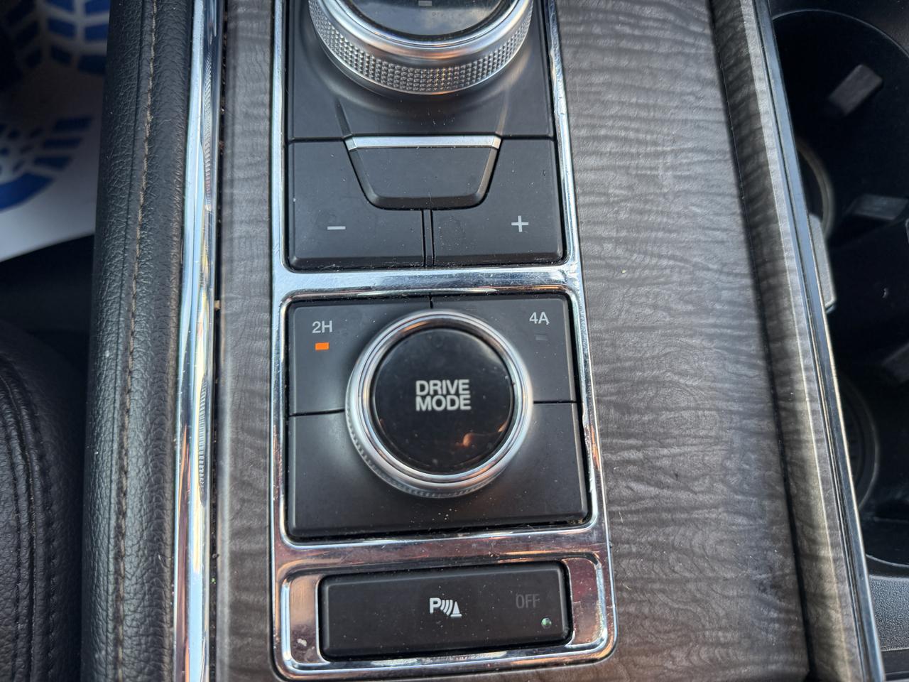 Ford Expedition MAX Limited 4WD 2019