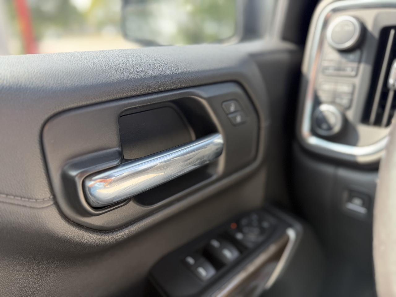 Chevrolet Silverado 1500 RST Crew Cab 4WD 2020