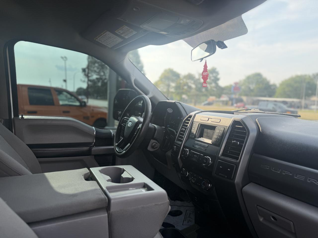 Ford F-250 SD XLT Crew Cab 4WD 2019