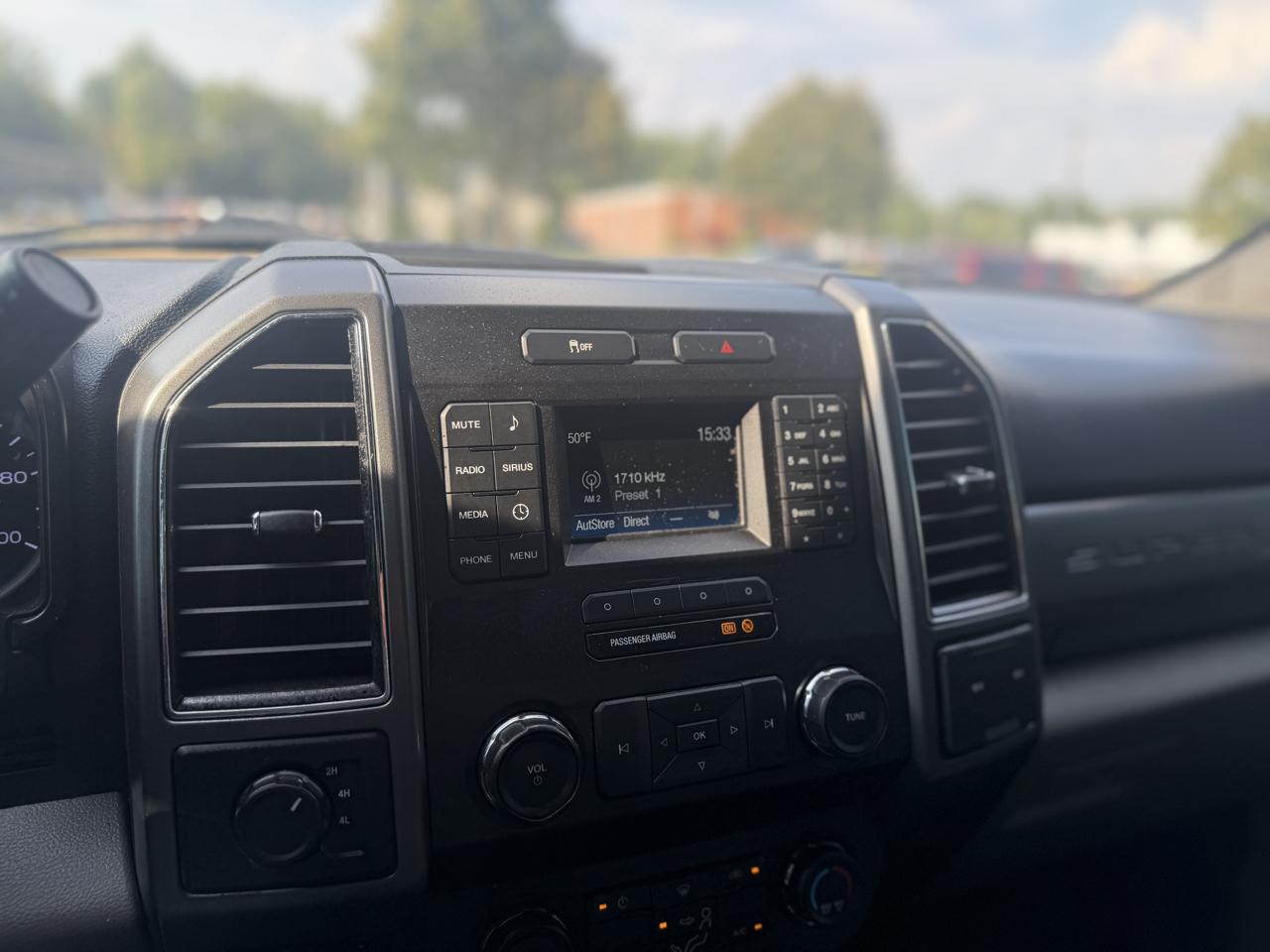 Ford F-250 SD XLT Crew Cab 4WD 2019