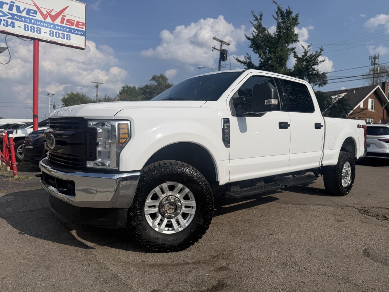 2019 Ford F-250 SD XLT Crew Cab 4WD