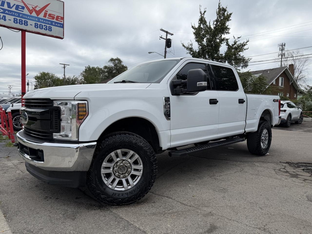 2019 Ford F-250 SD XLT Crew Cab 4WD