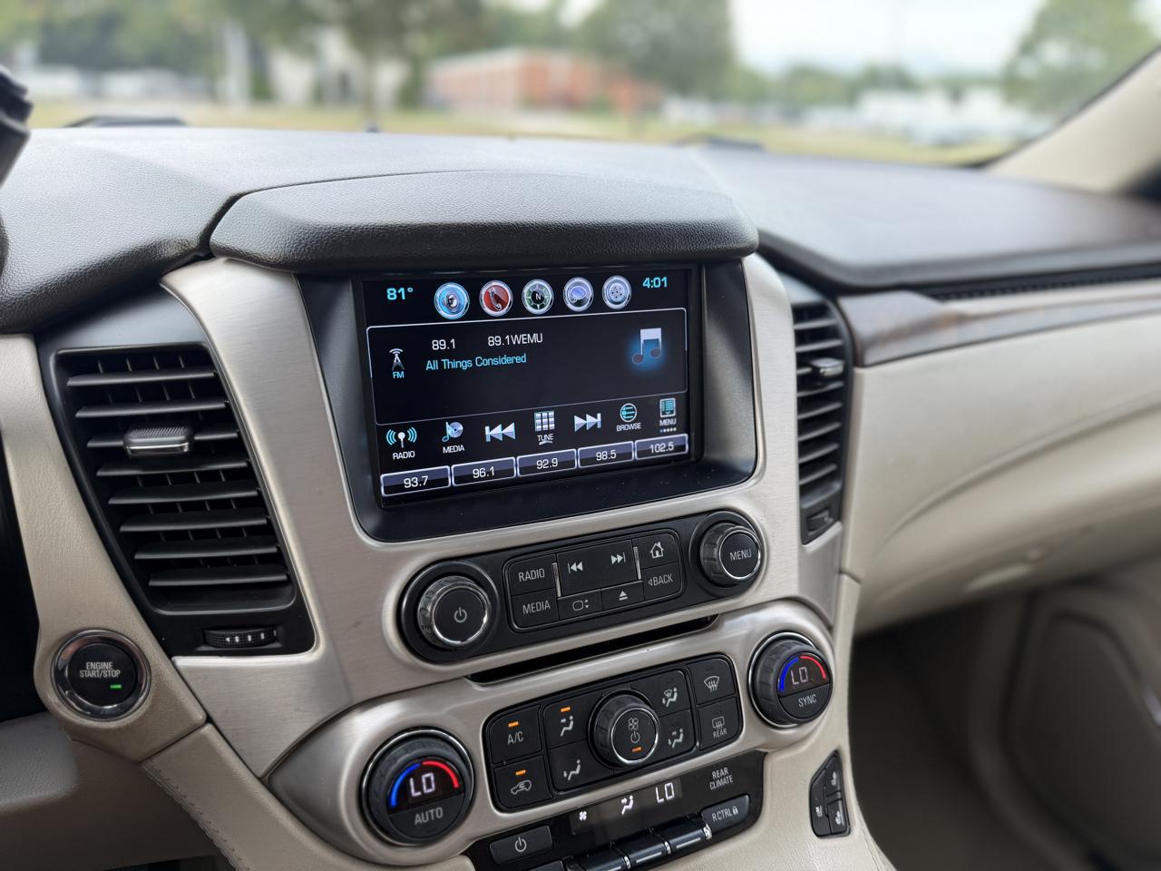 GMC Yukon XL Denali 4WD 2019