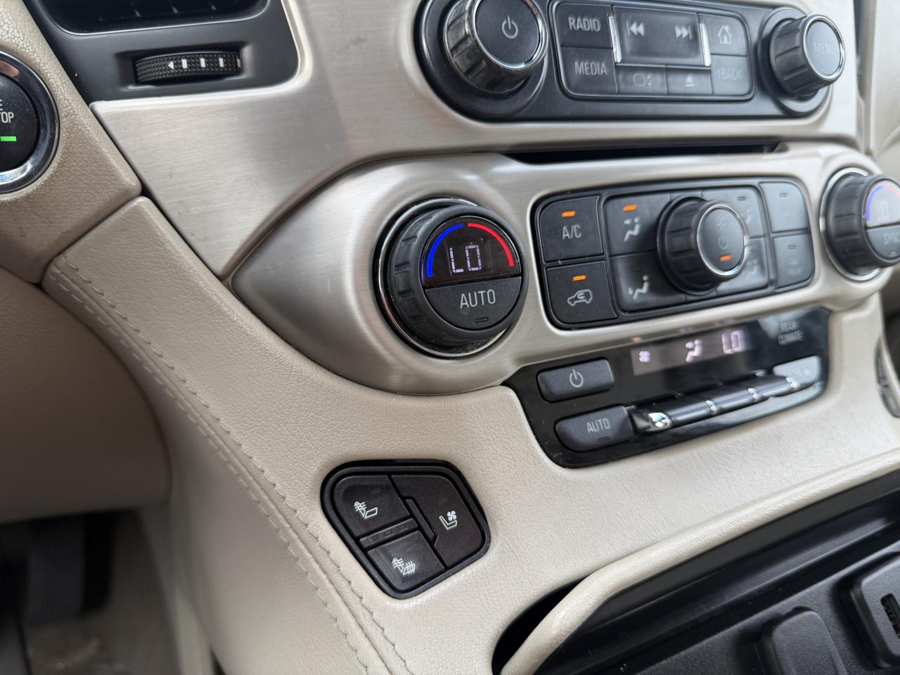 GMC Yukon XL Denali 4WD 2019