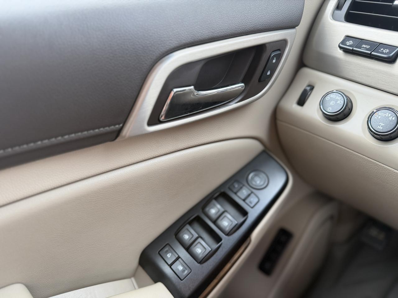 GMC Yukon XL Denali 4WD 2019