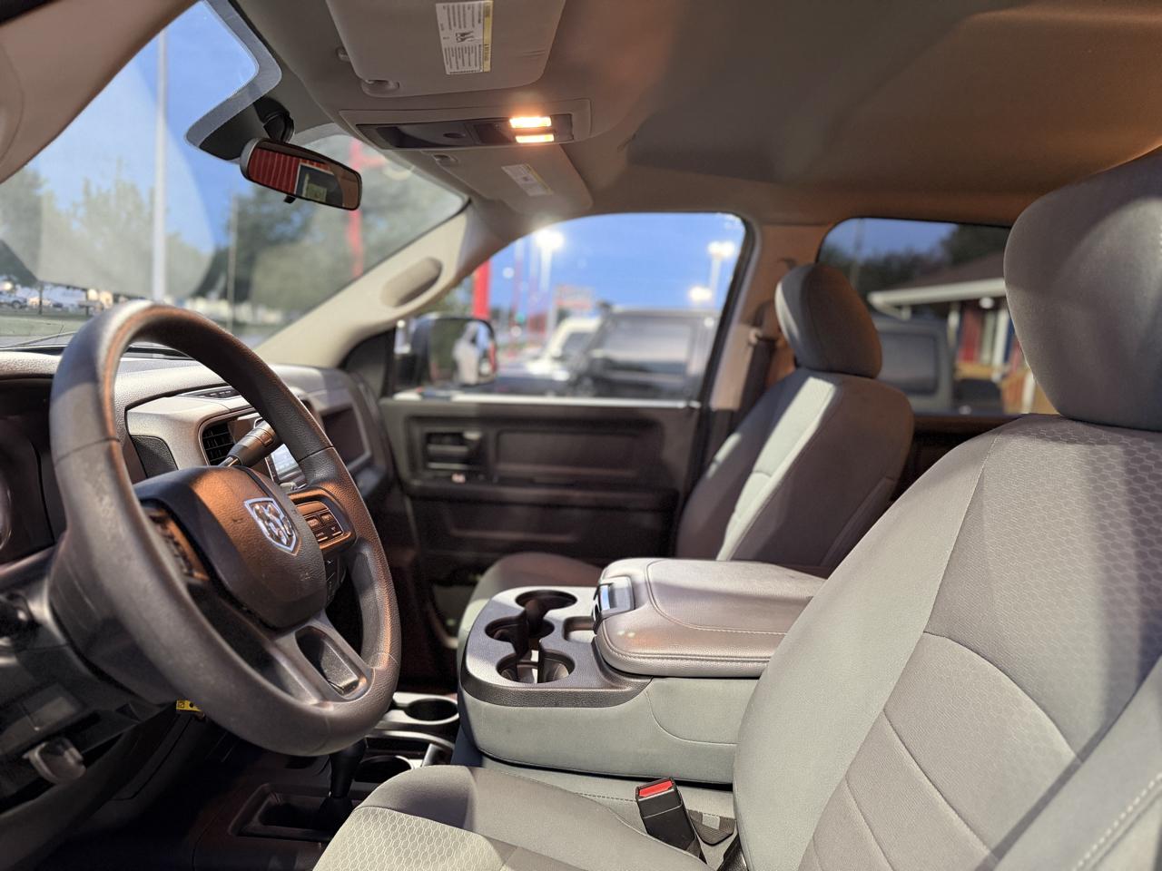 RAM 2500 Tradesman Crew Cab LWB 4WD 2018