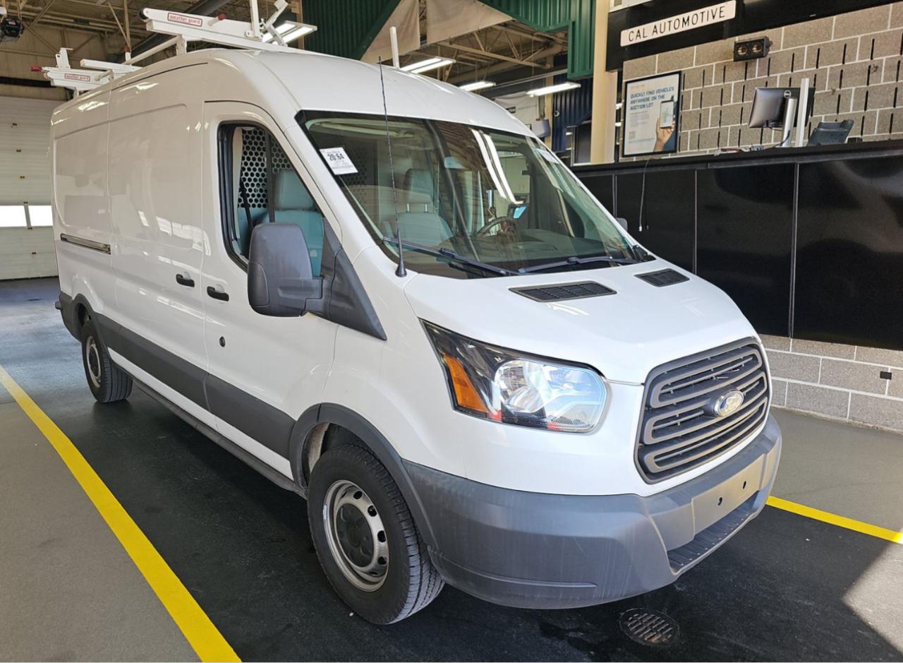 Ford Transit 250 Van Med. Roof w/Sliding Pass. 148-in. WB 2018