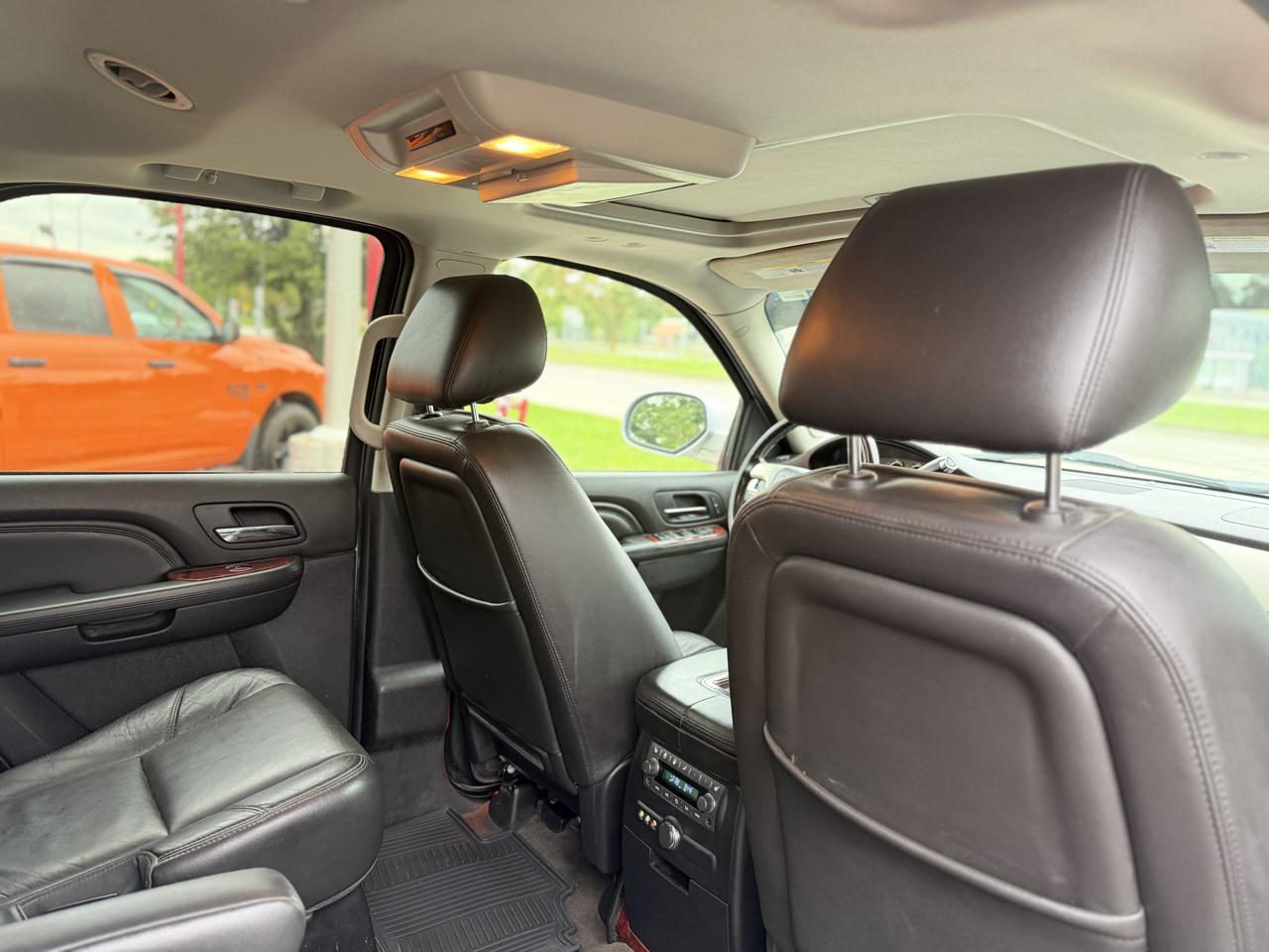 Cadillac Escalade Premium AWD 2014