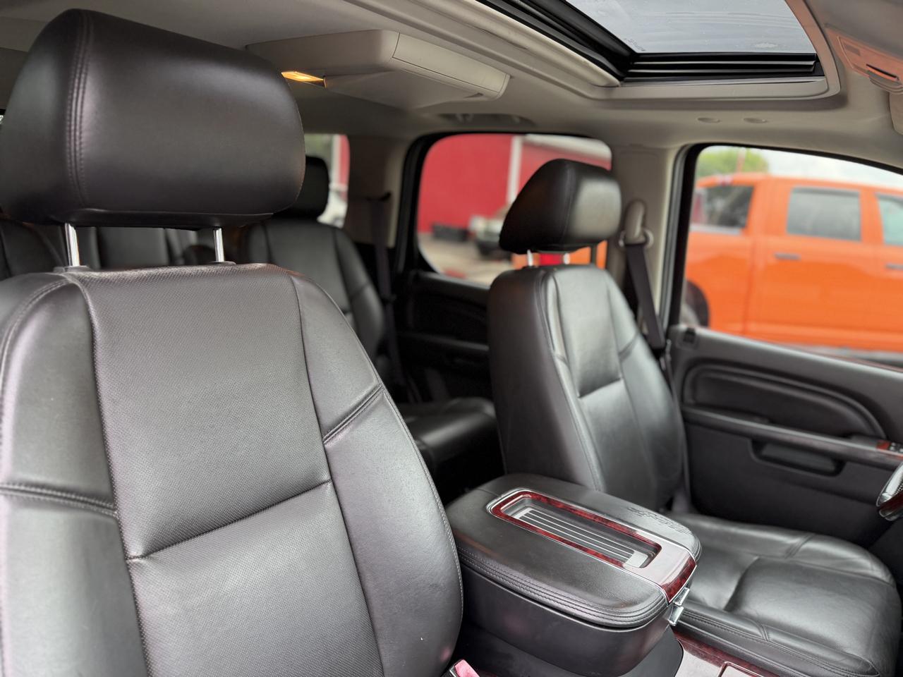 Cadillac Escalade Premium AWD 2014