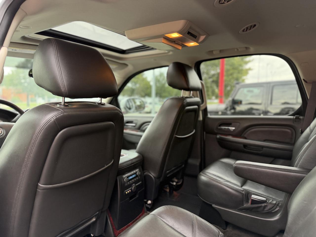 Cadillac Escalade Premium AWD 2014