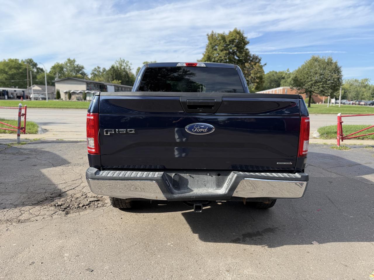 Ford F-150 XLT 4WD SuperCrew 5.5' Box 2015