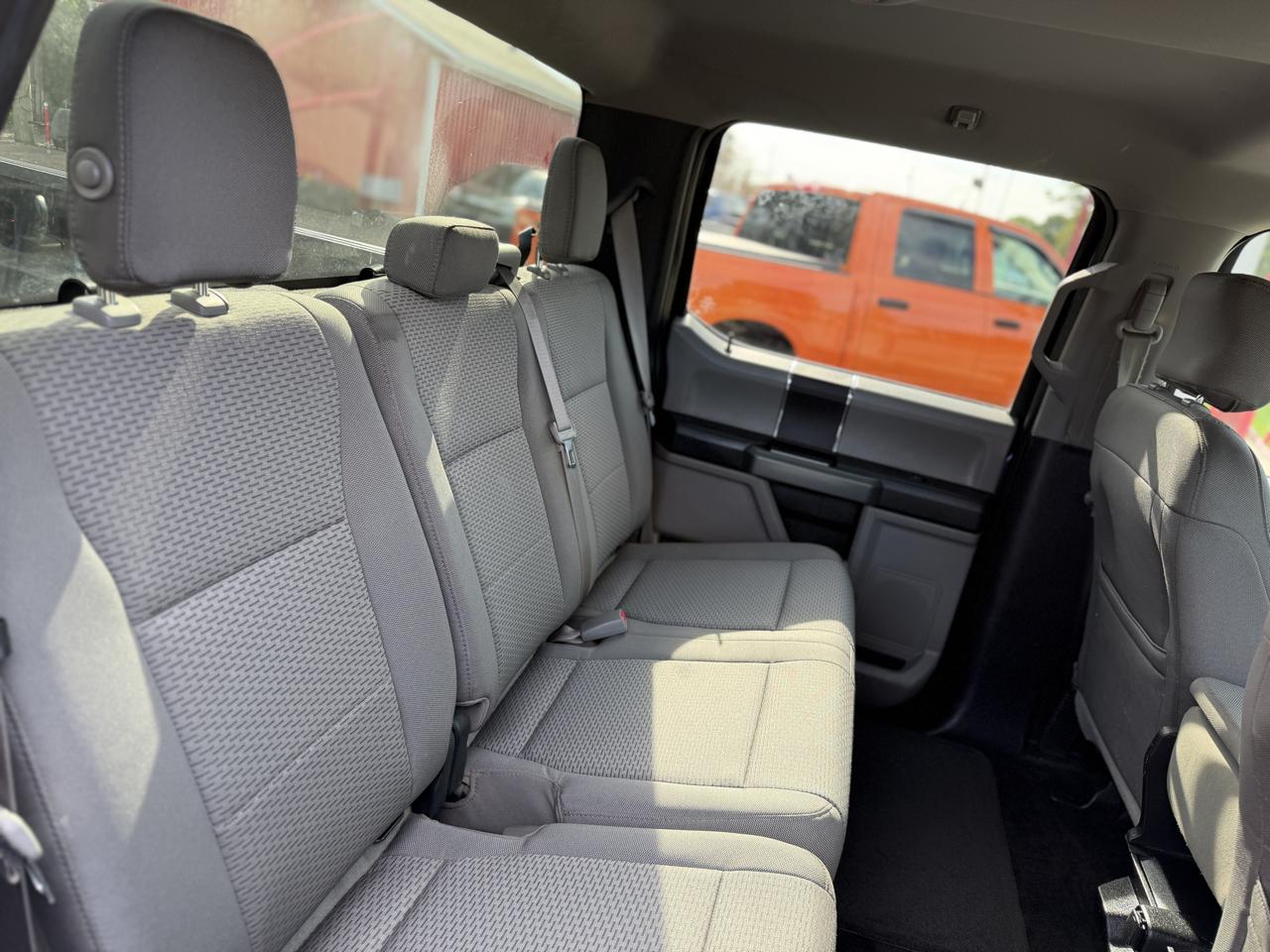 Ford F-150 XLT 4WD SuperCrew 5.5' Box 2015