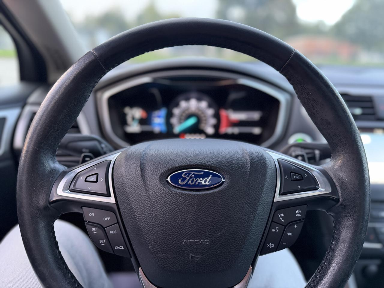 Ford Fusion SE 2017