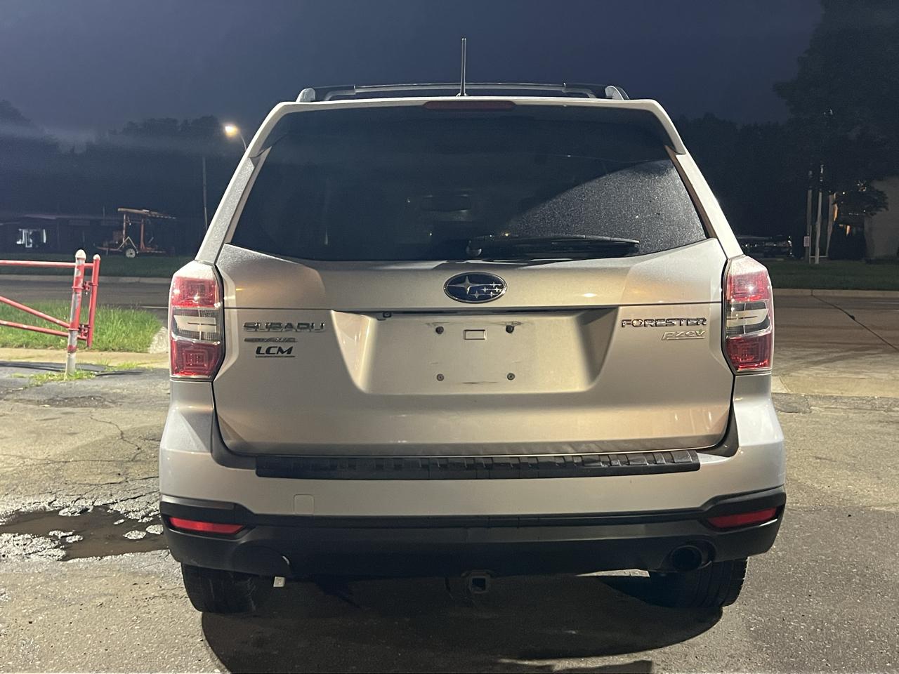 Subaru Forester 2.5i Limited 2014
