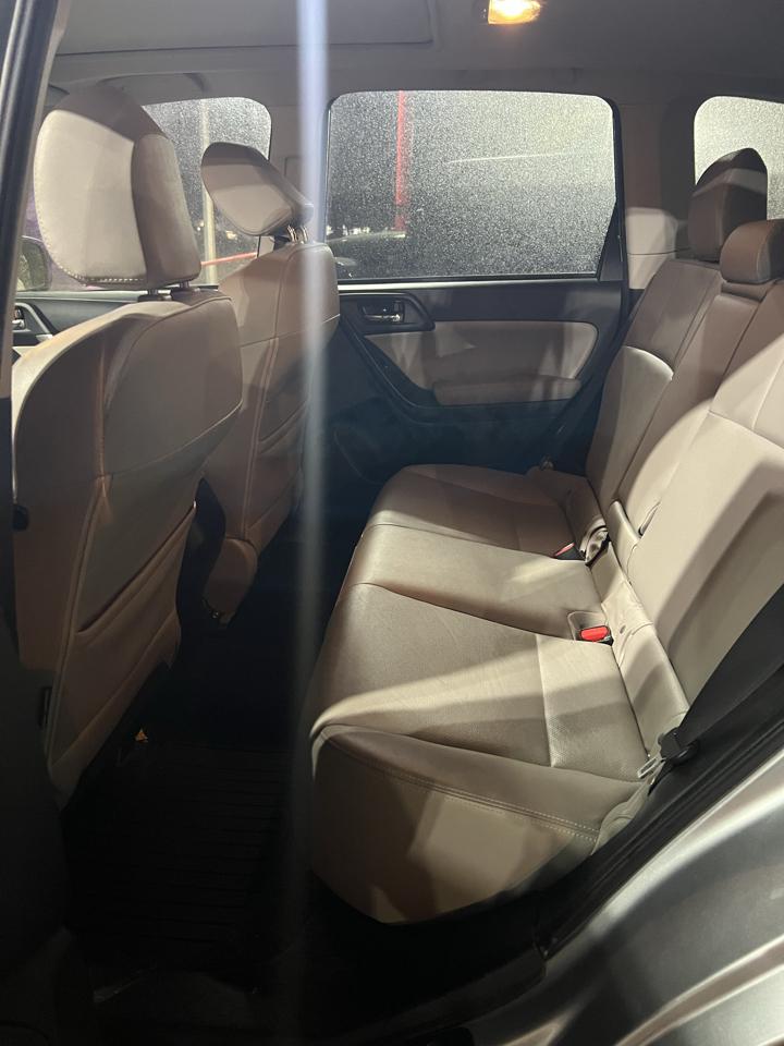 Subaru Forester 2.5i Limited 2014