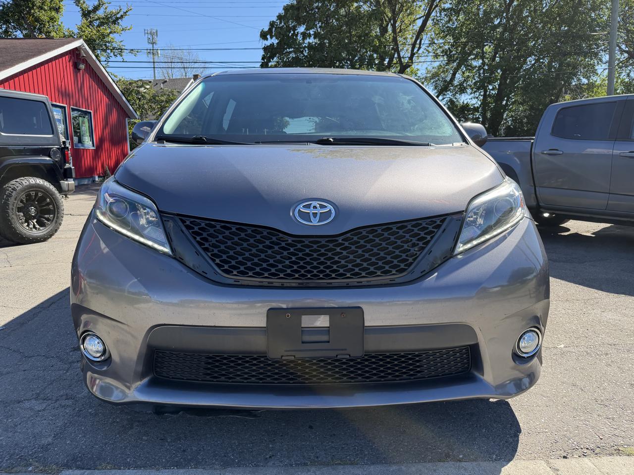Toyota Sienna SE 8-Passenger 2017