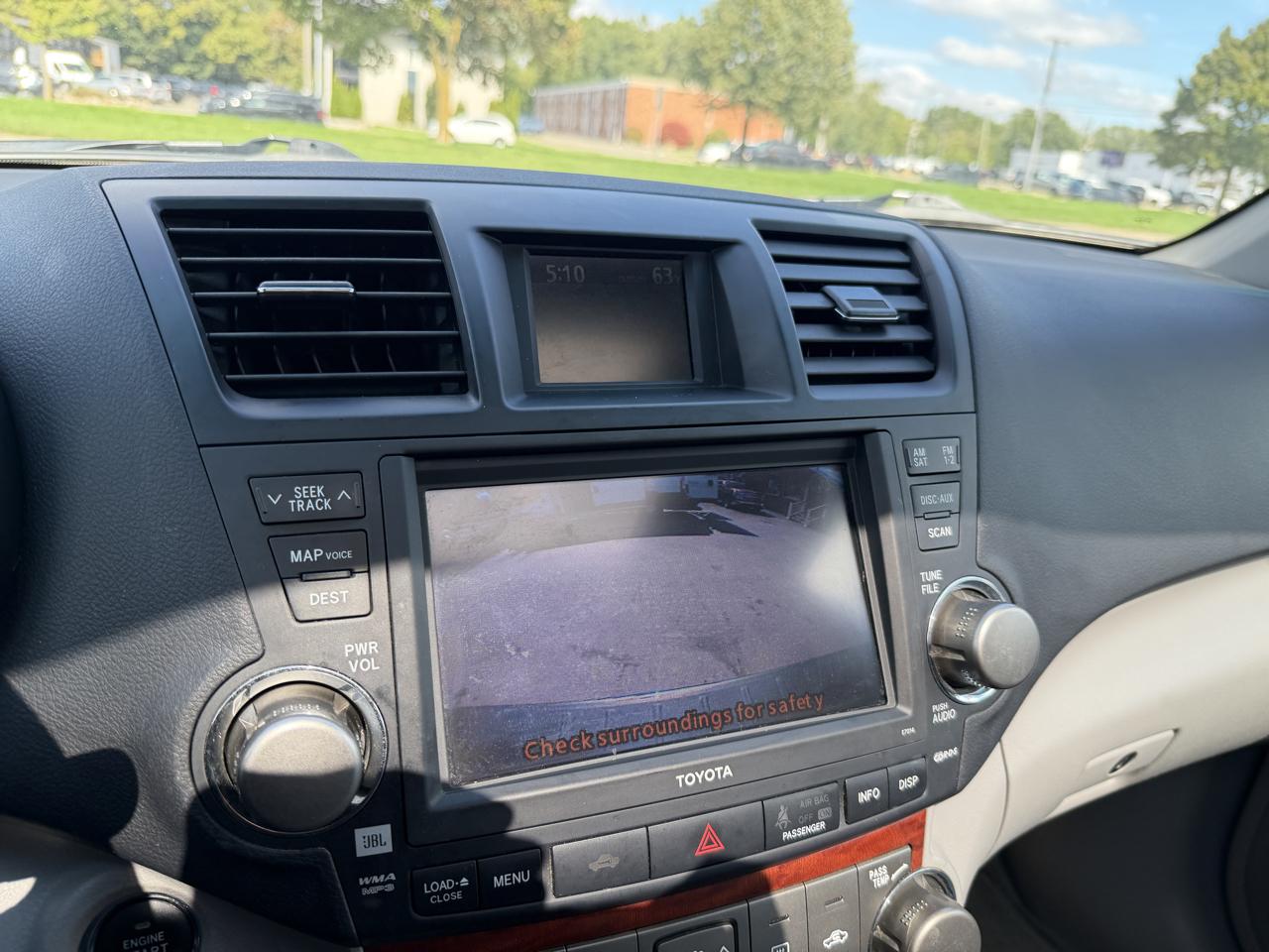 Toyota Highlander Limited 4WD 2010