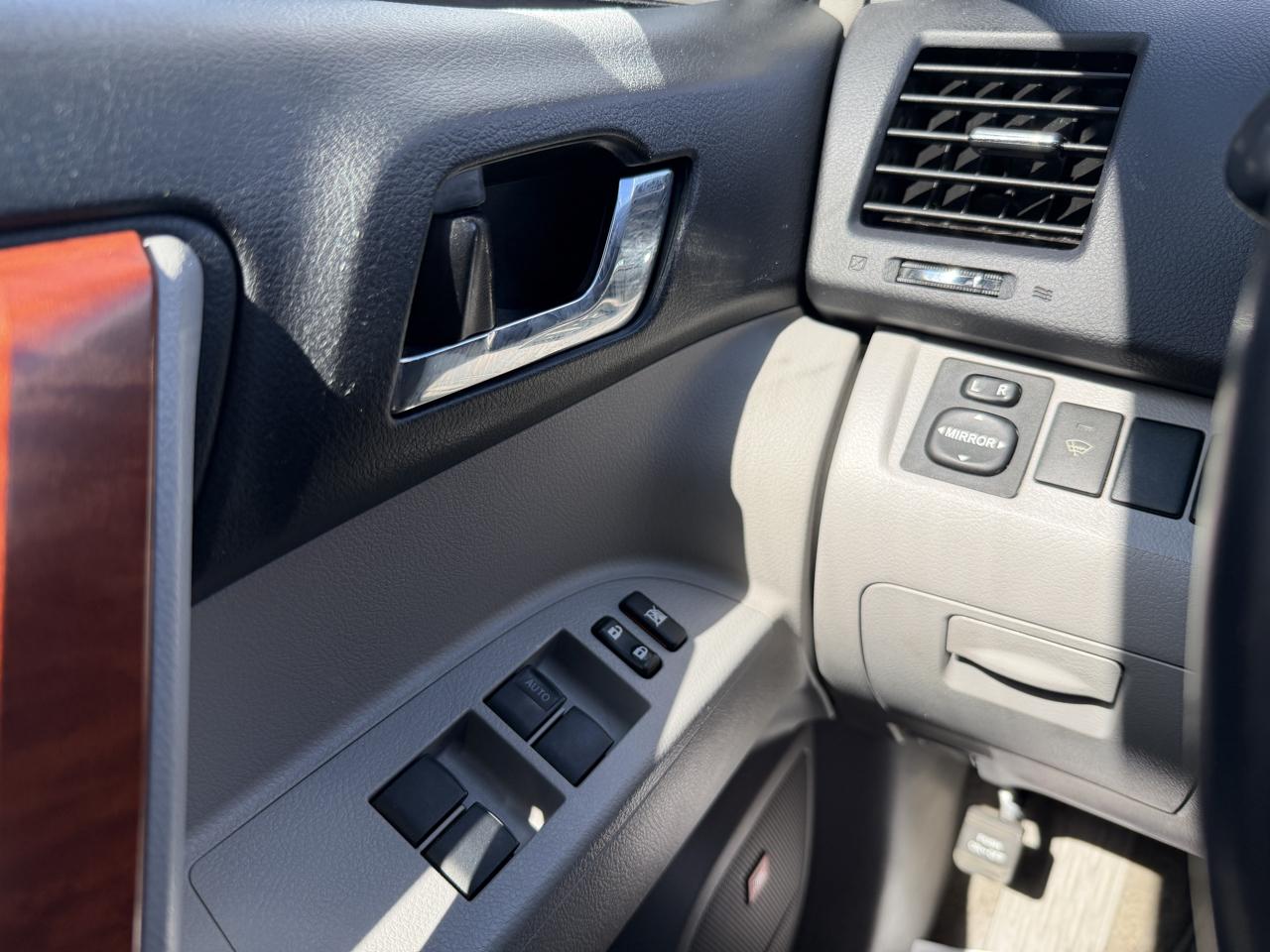 Toyota Highlander Limited 4WD 2010