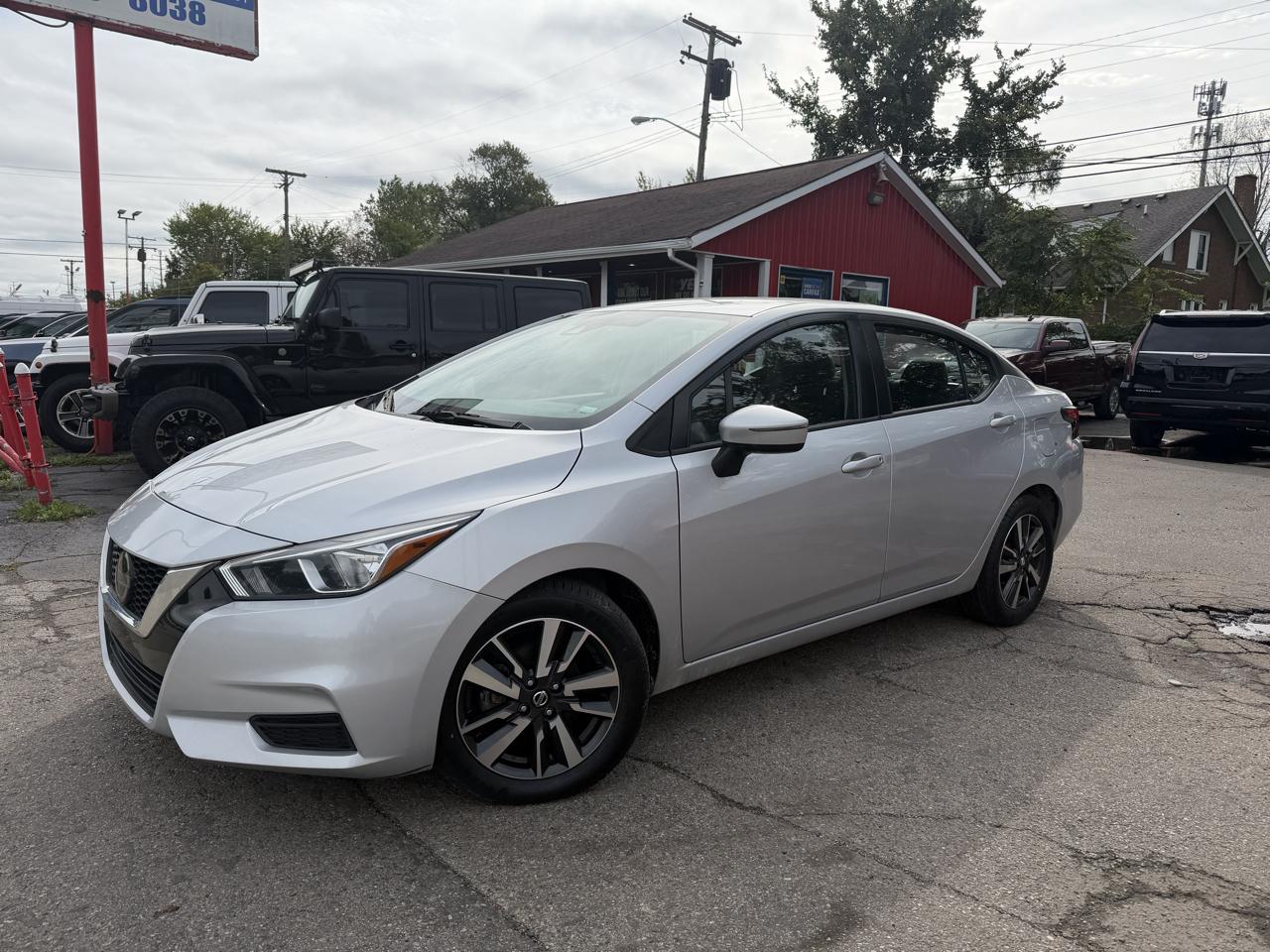 Nissan Versa SV 2021