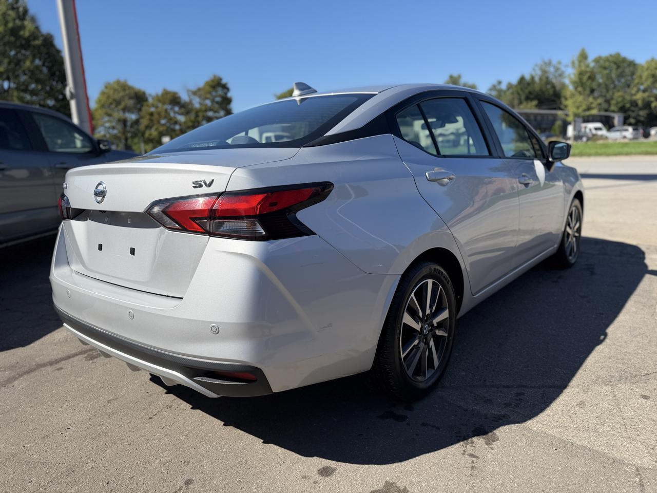 Nissan Versa SV 2021
