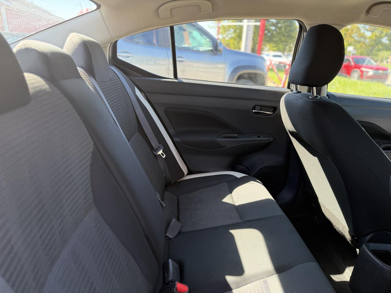 Nissan Versa SV 2021